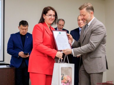 В Приморье наградили медиков, которые спасали жизни в зоне СВО