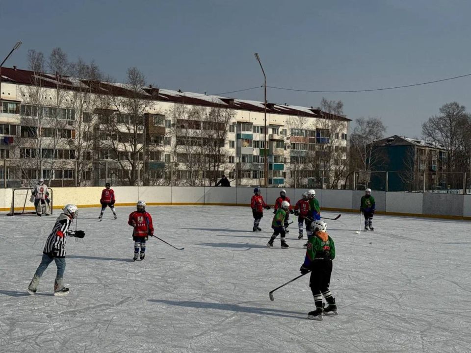 Хоккей — игра сильных духом!