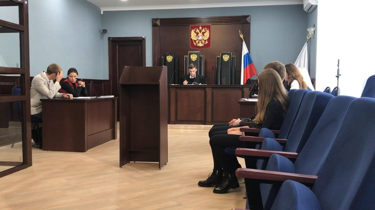 При разводе жена овладела доходом от бизнеса, а долги по налогам остались на муже