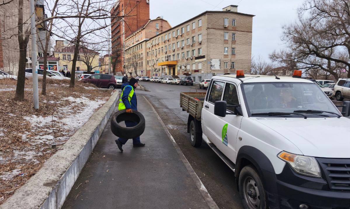 Сегодня во Владивостоке: работы на инженерных сетях, ремонт дорожной инфраструктуры, демонтаж объектов и санитарная уборка Сегодня во Владивостоке: работы на инженерных сетях, ремонт дорожной инфраструктуры, демонтаж объектов и санитарная уборка