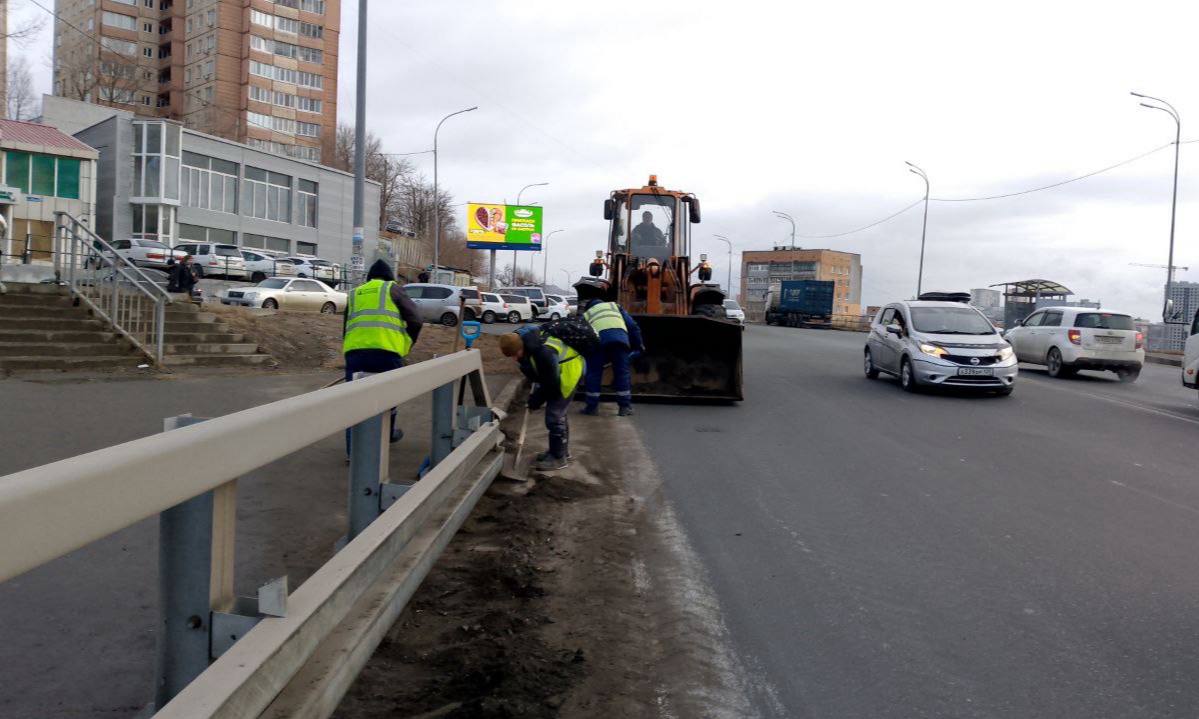 Сегодня во Владивостоке: работы на инженерных сетях, ремонт дорожной инфраструктуры, демонтаж объектов и санитарная уборка Сегодня во Владивостоке: работы на инженерных сетях, ремонт дорожной инфраструктуры, демонтаж объектов и санитарная уборка