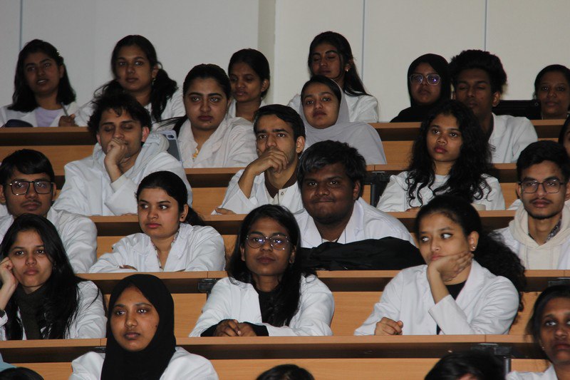 Управление по вопросам миграции УМВД Приморья провело семинар для иностранных студентов ДВФУ Управление по вопросам миграции УМВД Приморья провело семинар для иностранных студентов ДВФУ