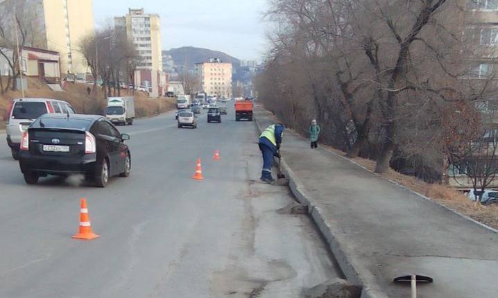 Сегодня во Владивосток: работы на инженерных сетях, ремонт дорожной инфраструктуры, демонтаж объектов и санитарная уборка Сегодня во Владивосток: работы на инженерных сетях, ремонт дорожной инфраструктуры, демонтаж объектов и санитарная уборка