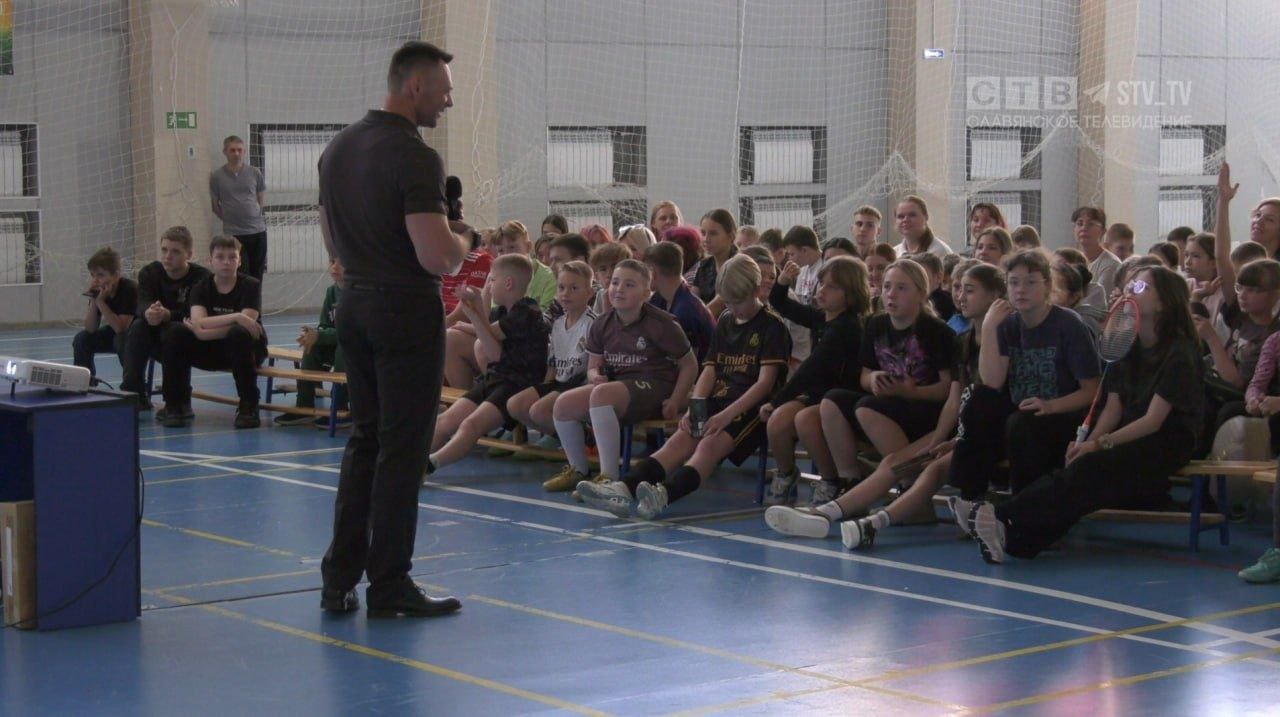 Иван Штыль, российский гребец-каноист, заслуженный мастер спорта, призёр Олимпийских игр, многократный призёр чемпионатов мира, многократный победитель и призёр этапов Кубка мира, 65-кратный чемпион России, встретился... Иван Штыль, российский гребец-каноист, заслуженный мастер спорта, призёр Олимпийских игр, многократный призёр чемпионатов мира, многократный победитель и призёр этапов Кубка мира, 65-кратный чемпион России, встретился...