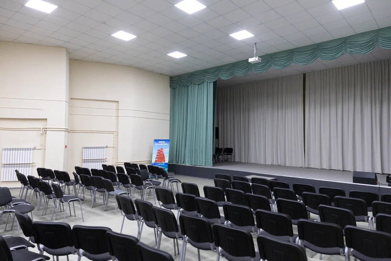 Константин Шестаков: В этом году планируем продолжить ремонт лицея «Буревестник» Константин Шестаков: В этом году планируем продолжить ремонт лицея «Буревестник»