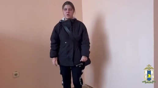 Полиция Сахалина, вычислив курьера мошенников, предотвратила хищение 8 млн рублей у пенсионеров