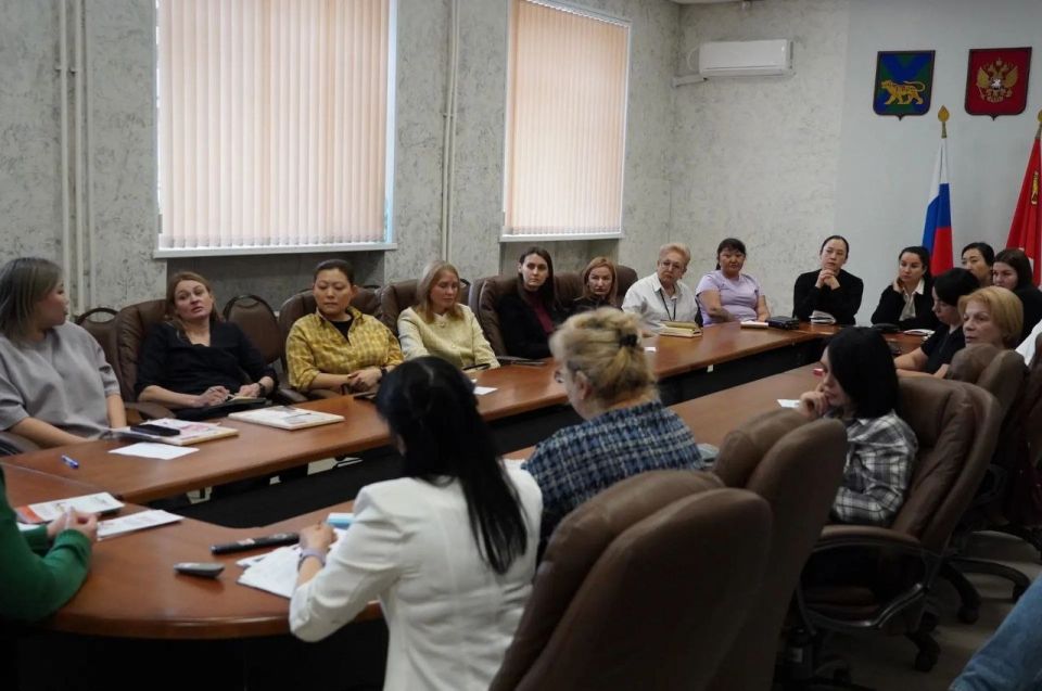 ������� ����: ������ � ������� ���� ������ �� ������� ��������� ���������� ������������������� � ����������� ��������� ������ � � ������ ��� ����� �� �������� ����������� ����� ������