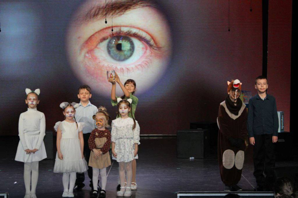 Спектакль о доброте и сострадании прошёл в ДК Врангеля Спектакль о доброте и сострадании прошёл в ДК Врангеля