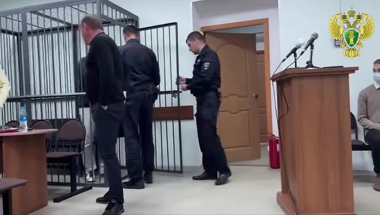 Прокуратура в кассационном порядке добилась отмены решения Приморского краевого суда по уголовному делу о преступном сообществе