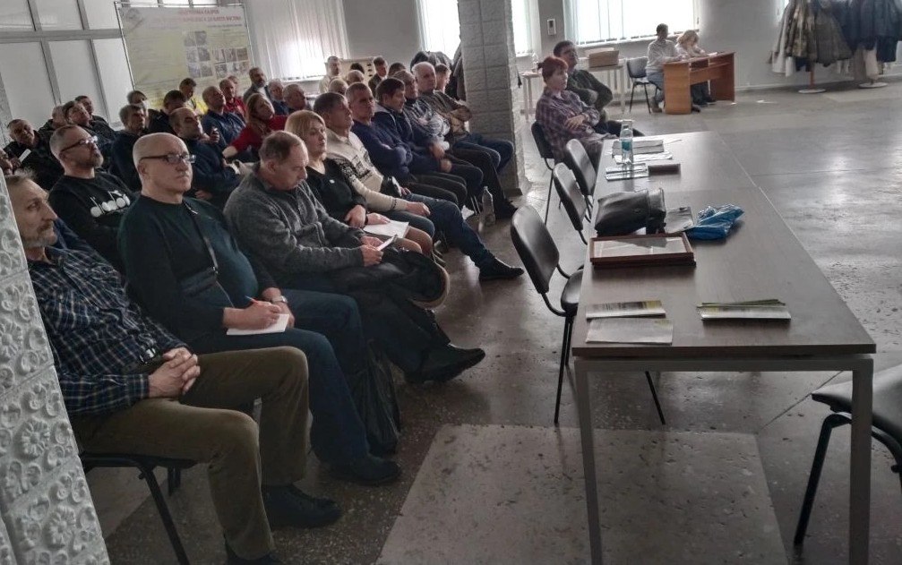 Пчеловоды Уссурийска подвели итоги работы на ежегодном собрании Пчеловоды Уссурийска подвели итоги работы на ежегодном собрании