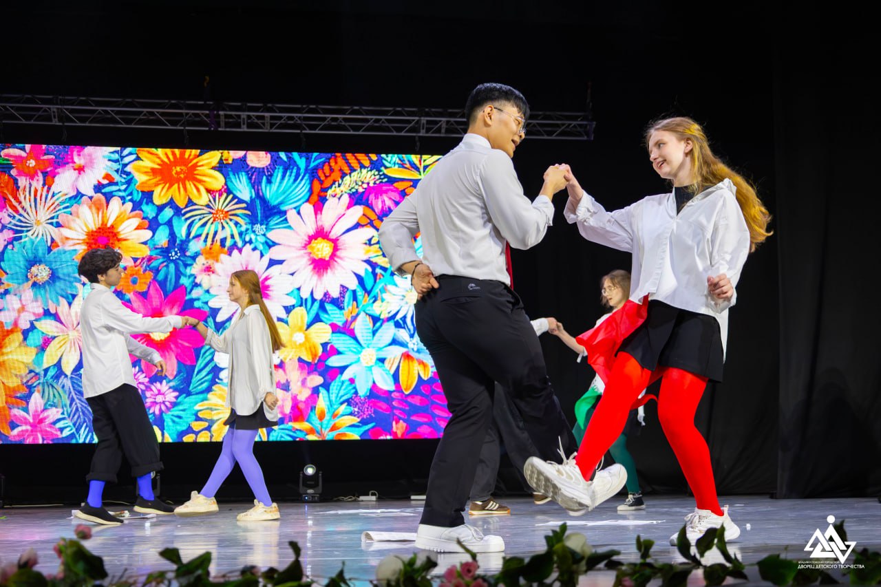 Любовь — чувство, говорить о котором можно бесконечно долго Любовь — чувство, говорить о котором можно бесконечно долго