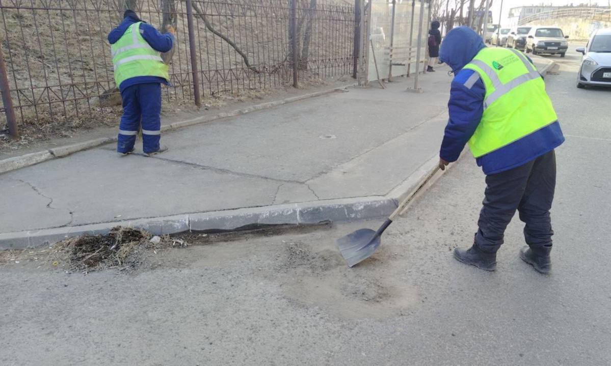 Сегодня во Владивостоке: работы на инженерных сетях, ремонт дорожной инфраструктуры, демонтаж объектов и санитарная уборка Сегодня во Владивостоке: работы на инженерных сетях, ремонт дорожной инфраструктуры, демонтаж объектов и санитарная уборка