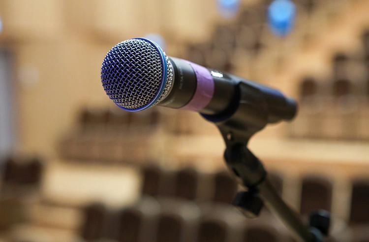 В Доме культуры шахты «Амурская» в приморском Артёме продолжается капитальный ремонт