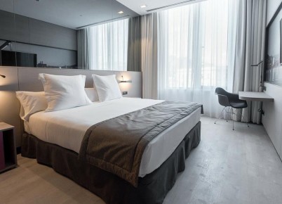 Как выбрать идеальное напольное покрытие: от доступного линолеума до роскошной паркетной доски