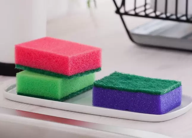 Почему от губок для посуды стоит отказаться: новая жизнь с альтернативами