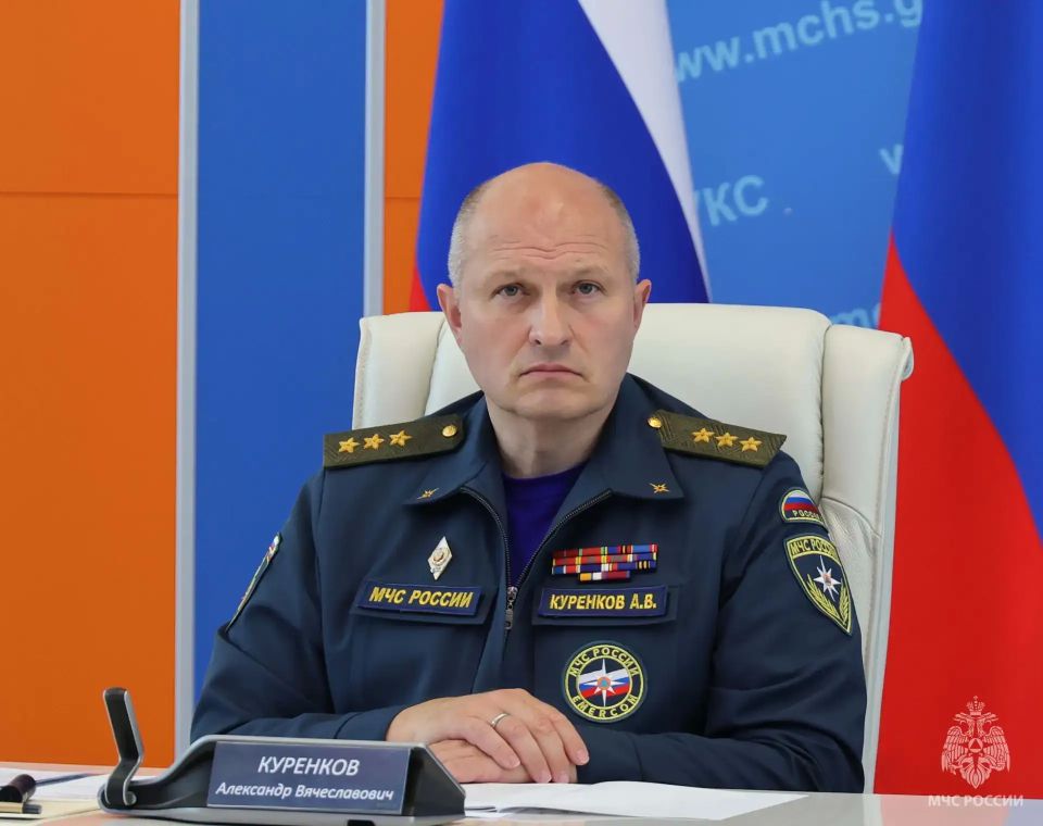 Глава МЧС России Александр Куренков принял участие в совещании Комитета Совета Федерации по обороне и безопасности Глава МЧС России Александр Куренков принял участие в совещании Комитета Совета Федерации по обороне и безопасности