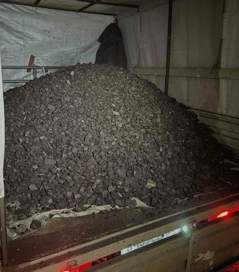 Транспортные полицейские Уссурийска задержали двух братьев при попытке похитить более 2,5 тонн бурового угля Транспортные полицейские Уссурийска задержали двух братьев при попытке похитить более 2,5 тонн бурового угля