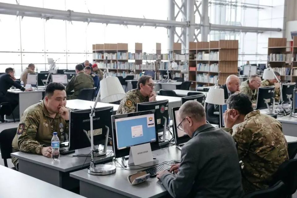 Подходит к завершению региональная кадровая программа для участников СВО, которая реализуется в регионах по поручению Президента России