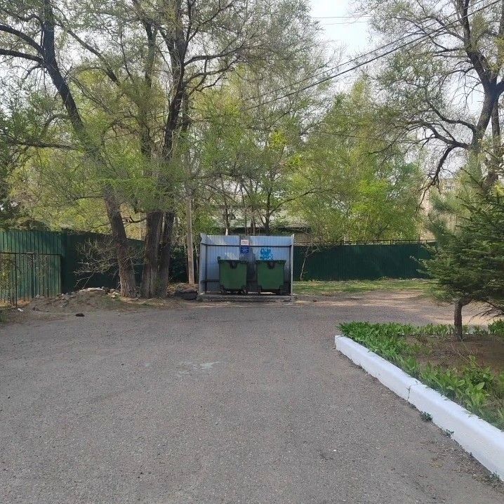 Администрация Уссурийска нашла недочеты в работе УК у мусорных баков Администрация Уссурийска нашла недочеты в работе УК у мусорных баков