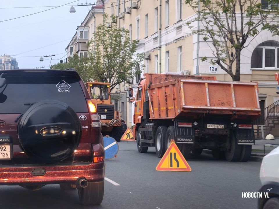 Во Владивостоке начался ремонт Партизанского проспекта Во Владивостоке начался ремонт Партизанского проспекта