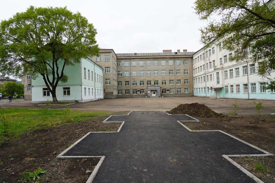 Благоустройство под контролем: общественные наблюдатели проверили образовательные учреждения Благоустройство под контролем: общественные наблюдатели проверили образовательные учреждения