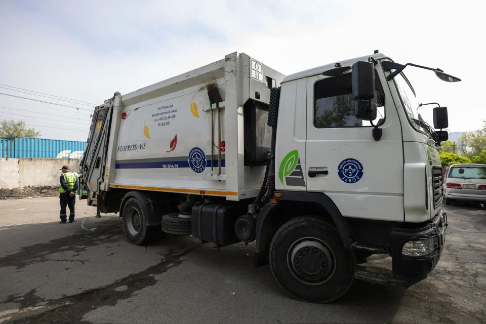 Почти 600 тонн ТКО вывезли с муниципальных контейнерных площадок в мае Почти 600 тонн ТКО вывезли с муниципальных контейнерных площадок в мае