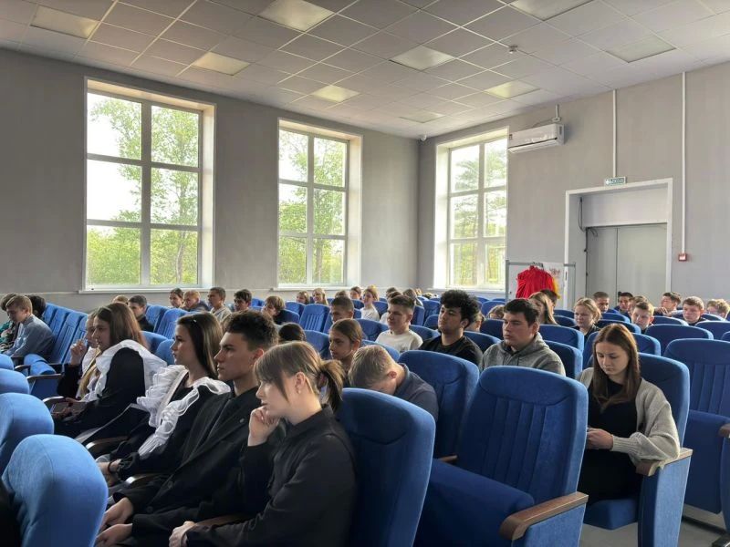 В ПРИМОРСКОМ КРАЕ ПОЛИЦЕЙСКИЕ ДАЛЬНЕРЕЧЕНСКА ПРОВЕЛИ ПРОФИЛАКТИЧЕСКУЮ АКЦИЮ СО ШКОЛЬНИКАМИ В ПРИМОРСКОМ КРАЕ ПОЛИЦЕЙСКИЕ ДАЛЬНЕРЕЧЕНСКА ПРОВЕЛИ ПРОФИЛАКТИЧЕСКУЮ АКЦИЮ СО ШКОЛЬНИКАМИ