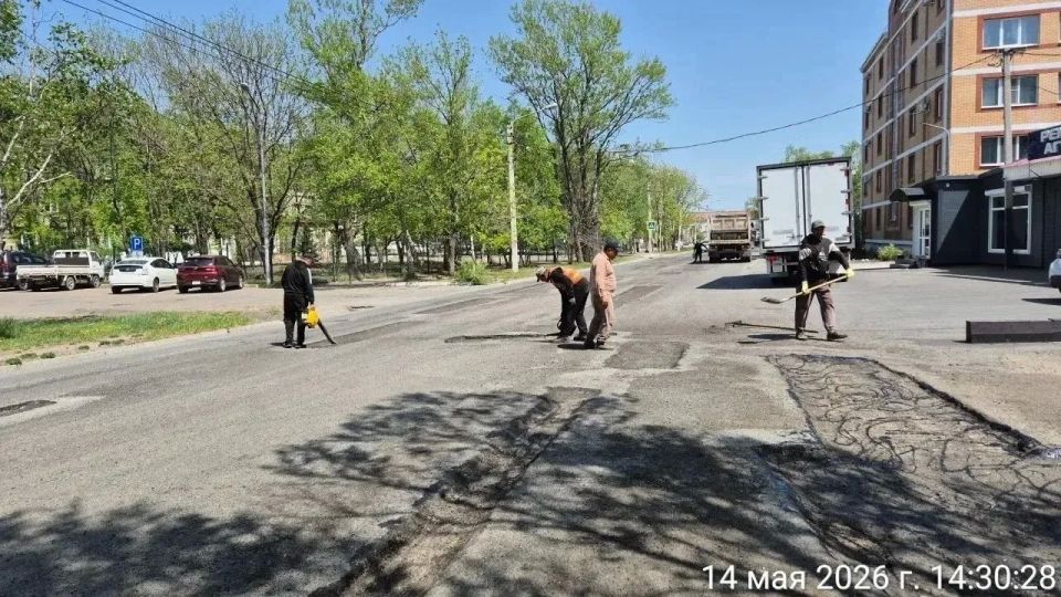 Ямочный ремонт: в Уссурийске продолжают работы Ямочный ремонт: в Уссурийске продолжают работы