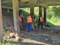 Примавтодор приступил к устройству временной дублирующей опоры моста на подъезде к Абражеевке в Черниговском округе