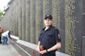 Во Владивостоке транспортные полицейские совместно с Общественным советом приняли участие в митинге посвященному Дню памяти и скорби