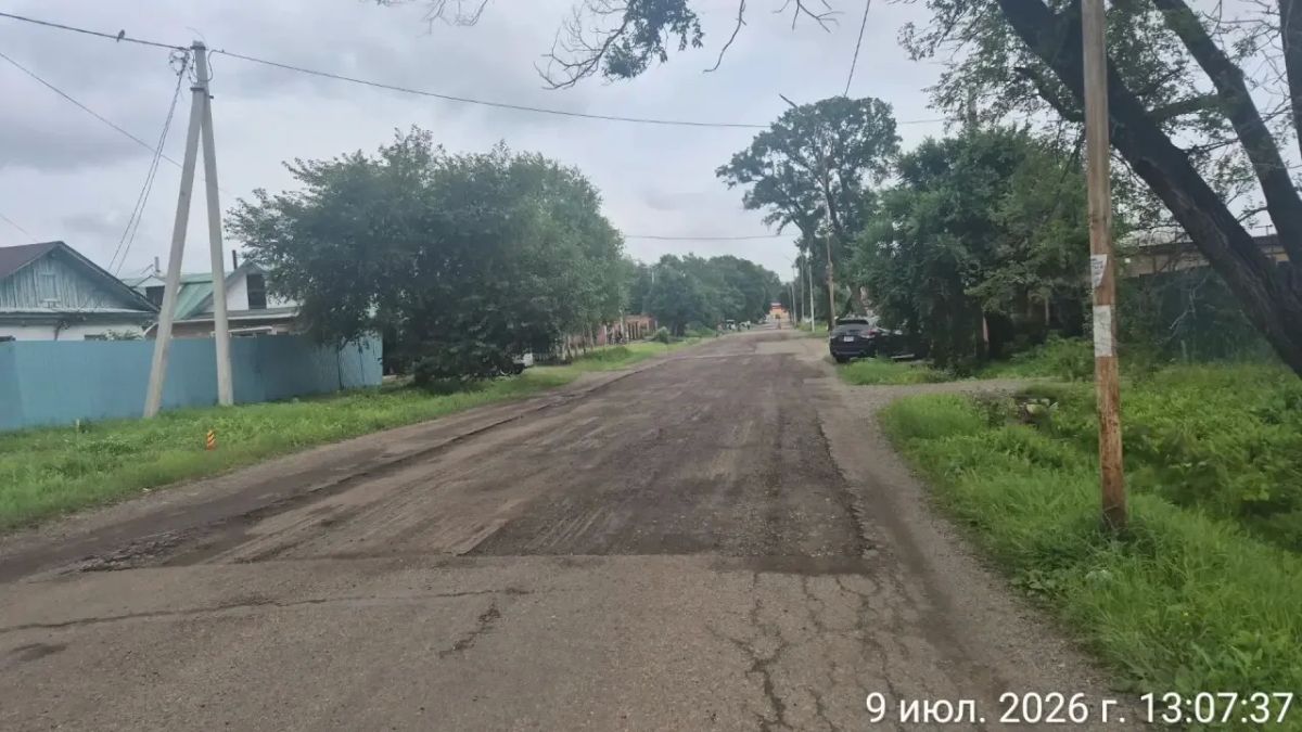 В Уссурийске продолжается ямочный ремонт В Уссурийске продолжается ямочный ремонт