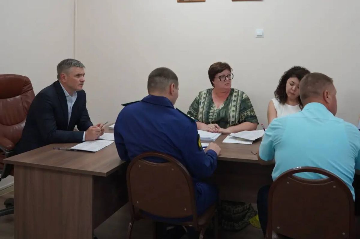Сегодня провёл личный приём членов семей участников СВО Сегодня провёл личный приём членов семей участников СВО