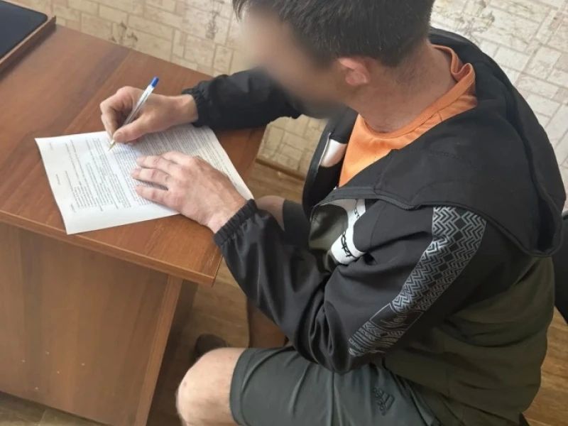 В Уссурийске оперативники задержали подозреваемого в угоне автомобиля В Уссурийске оперативники задержали подозреваемого в угоне автомобиля