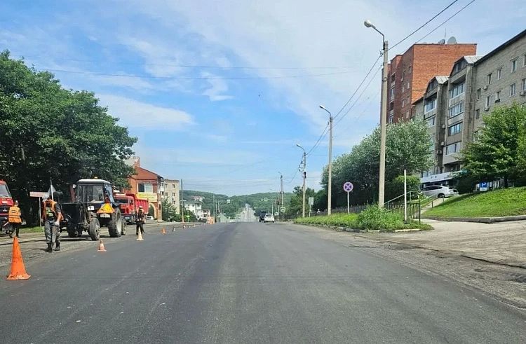 Обновили главную дорогу в Фокино