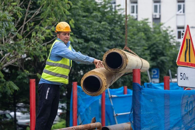 Во Владивостоке завершают второй этап ремонта теплосетей на Фонтанной