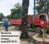 Вчера велась прочистка канализационного колодца перед канализационной насосной станцией № 33 (рядом с озером Лебяжьим)