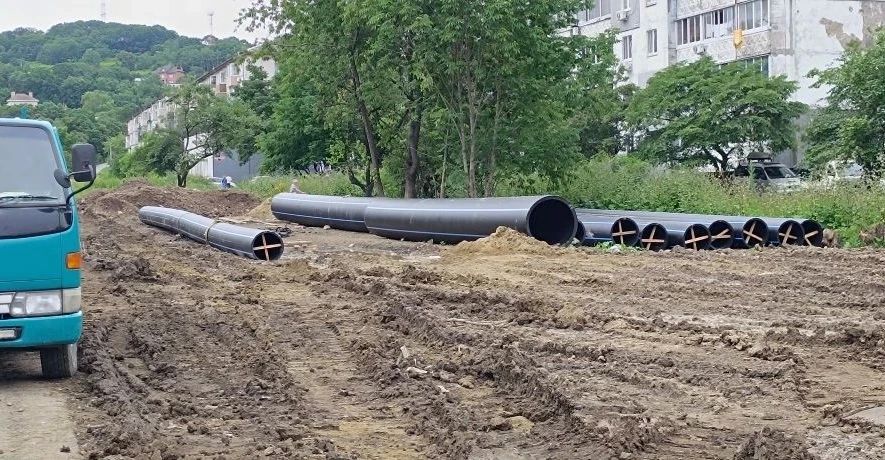 В Находке прокладывают новый канализационный коллектор В Находке прокладывают новый канализационный коллектор