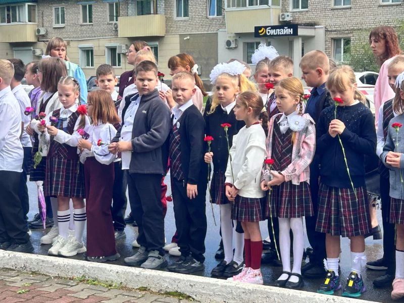 В Приморье сотрудники ОМВД России по Чугуевскому округу почтили память героев в День Победы над Японией В Приморье сотрудники ОМВД России по Чугуевскому округу почтили память героев в День Победы над Японией