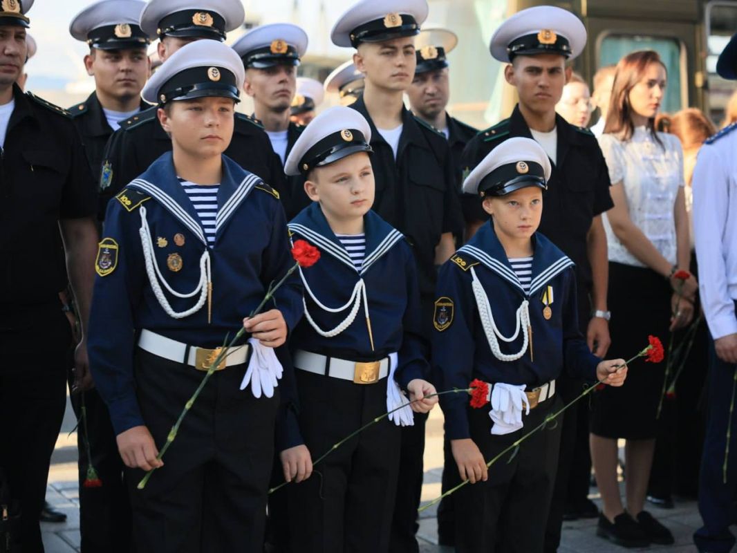Сегодня - День окончания Второй мировой войны Сегодня - День окончания Второй мировой войны