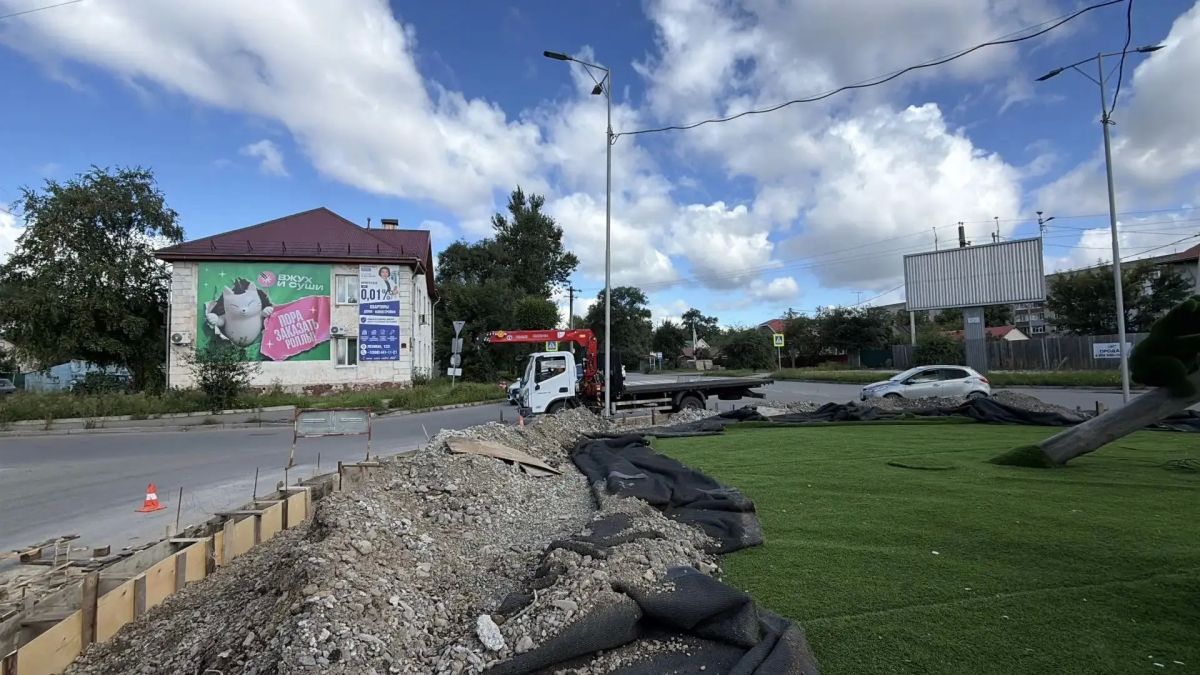 В Уссурийске преображают перекрёсток на Садовом кольце В Уссурийске преображают перекрёсток на Садовом кольце