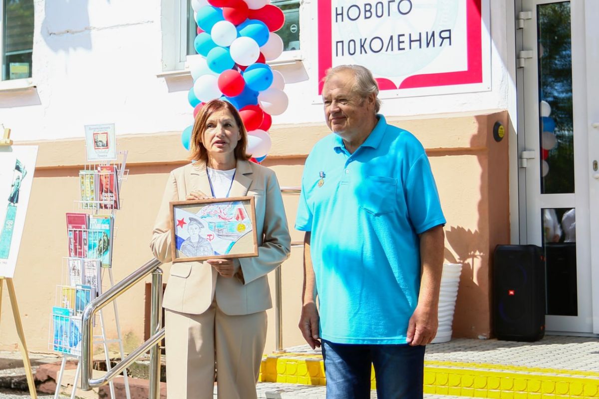 Модернизированная библиотека нового формата распахнула двери в Находке Модернизированная библиотека нового формата распахнула двери в Находке