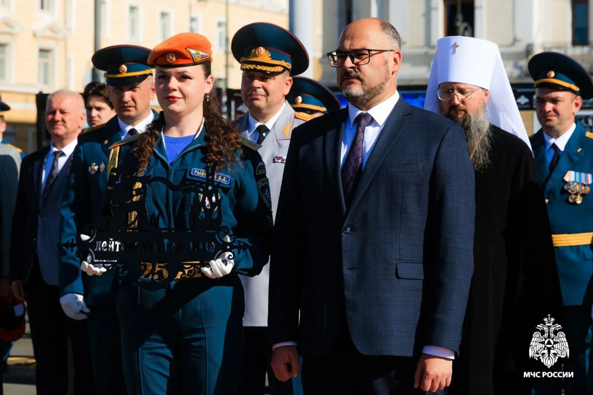 Сердца, готовые к подвигу: новое поколение спасателей приняли присягу Сердца, готовые к подвигу: новое поколение спасателей приняли присягу