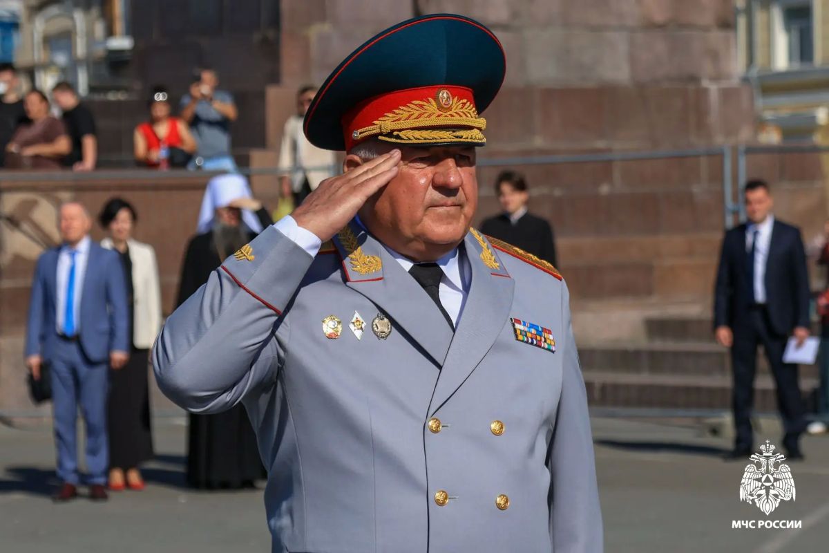 Сердца, готовые к подвигу: новое поколение спасателей приняли присягу Сердца, готовые к подвигу: новое поколение спасателей приняли присягу