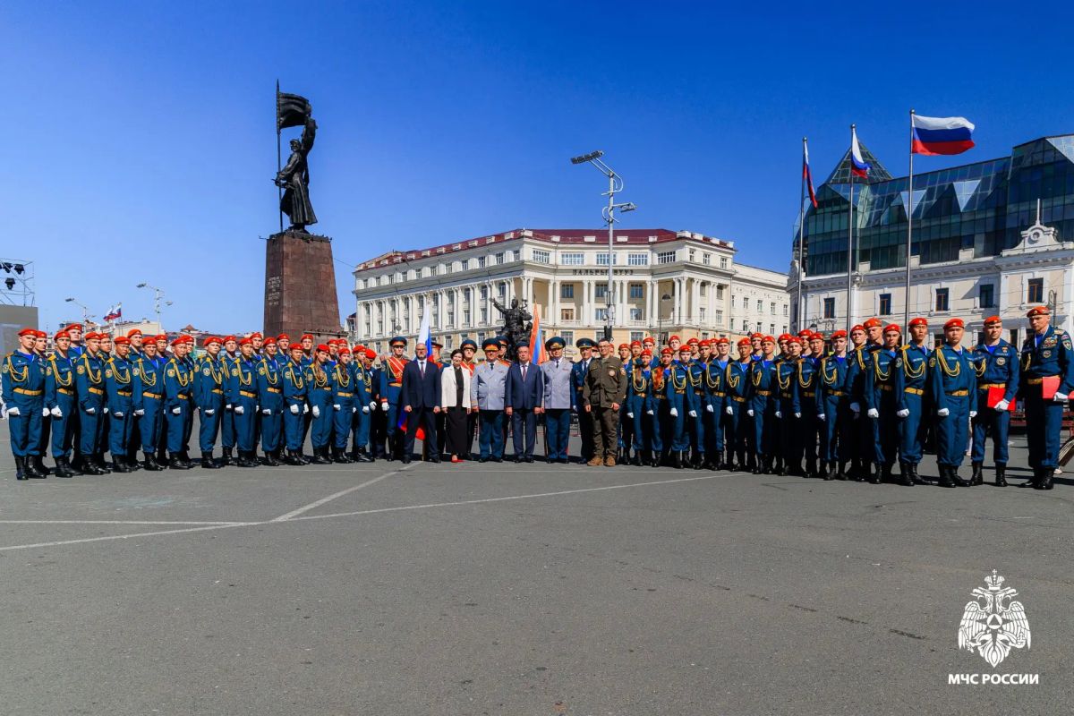 Сердца, готовые к подвигу: новое поколение спасателей приняли присягу Сердца, готовые к подвигу: новое поколение спасателей приняли присягу