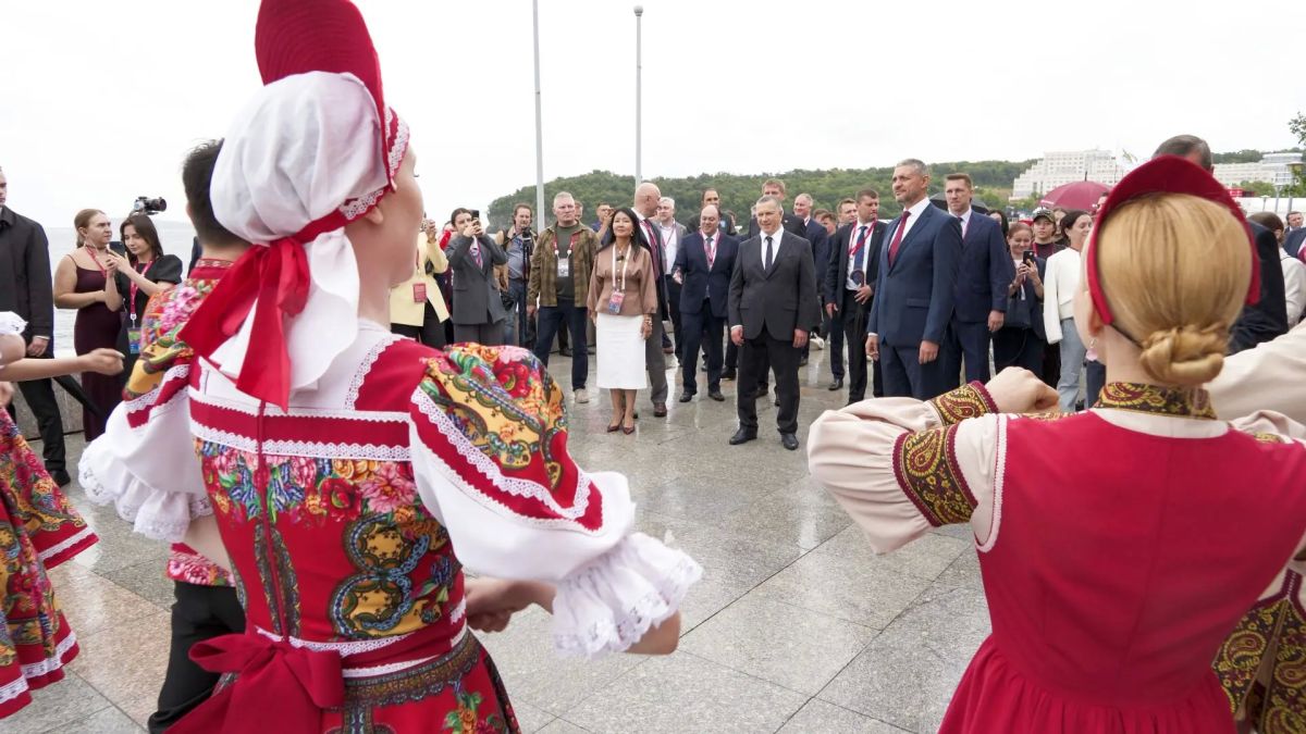Более 50 тысяч человек посетили выставку «Улица Дальнего Востока» Более 50 тысяч человек посетили выставку «Улица Дальнего Востока»