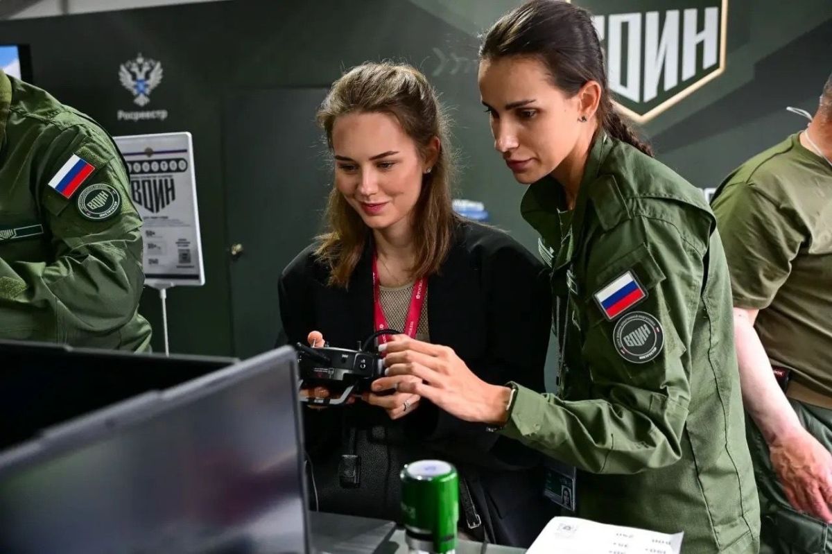 Павильон Центра «ВОИН» на ВЭФ-2026 посетили более 14 тыс Павильон Центра «ВОИН» на ВЭФ-2026 посетили более 14 тыс