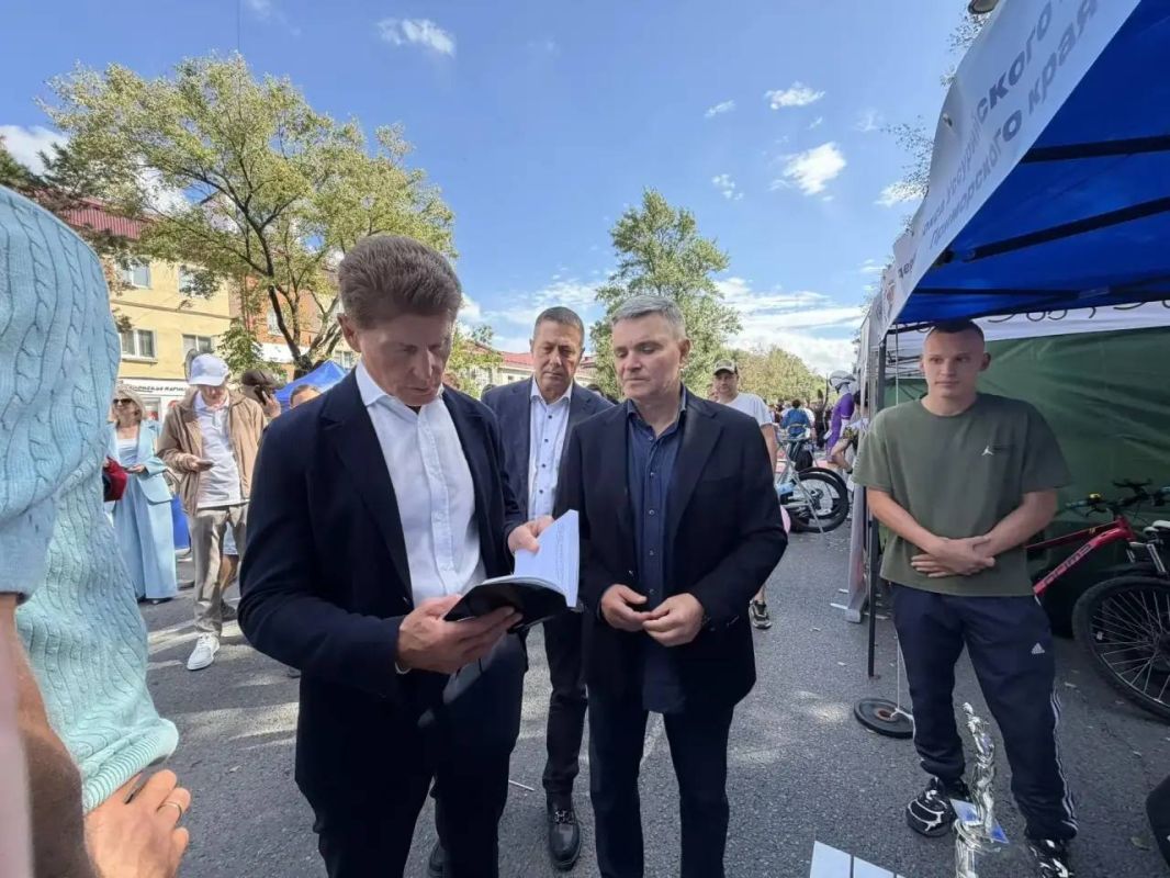 В самом центре города для вас работают локальные площадки от национальных диаспор, сельских территорий, предприятий, учебных заведений города, спортивных федераций В самом центре города для вас работают локальные площадки от национальных диаспор, сельских территорий, предприятий, учебных заведений города, спортивных федераций