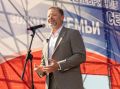 Во Владивостоке на набережной Спортивной гавани во второй раз прошел региональный фестиваль «Крепкая семья – крепкая Россия»