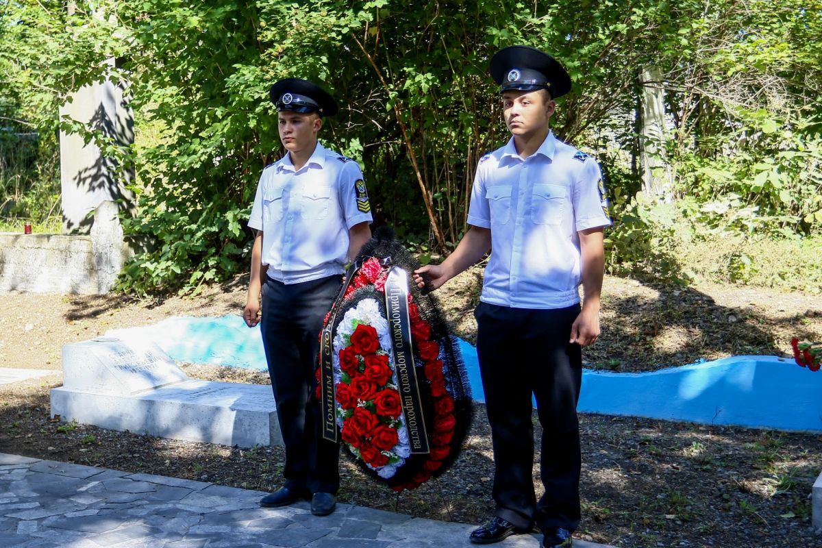 В Находке почтили память моряков танкера «Баскунчак» В Находке почтили память моряков танкера «Баскунчак»