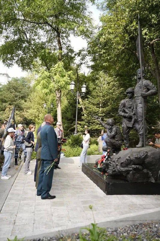 Кадры с открытия XXI Международного форума спецназа имени И. Г. Старинова «Дальневосточный рубеж», состоявшегося 12 сентября во Владивостоке Кадры с открытия XXI Международного форума спецназа имени И. Г. Старинова «Дальневосточный рубеж», состоявшегося 12 сентября во Владивостоке